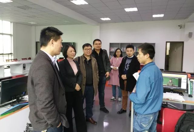 西南財(cái)經(jīng)大學(xué)天府學(xué)院和達(dá)內(nèi)教育集團(tuán)洽談