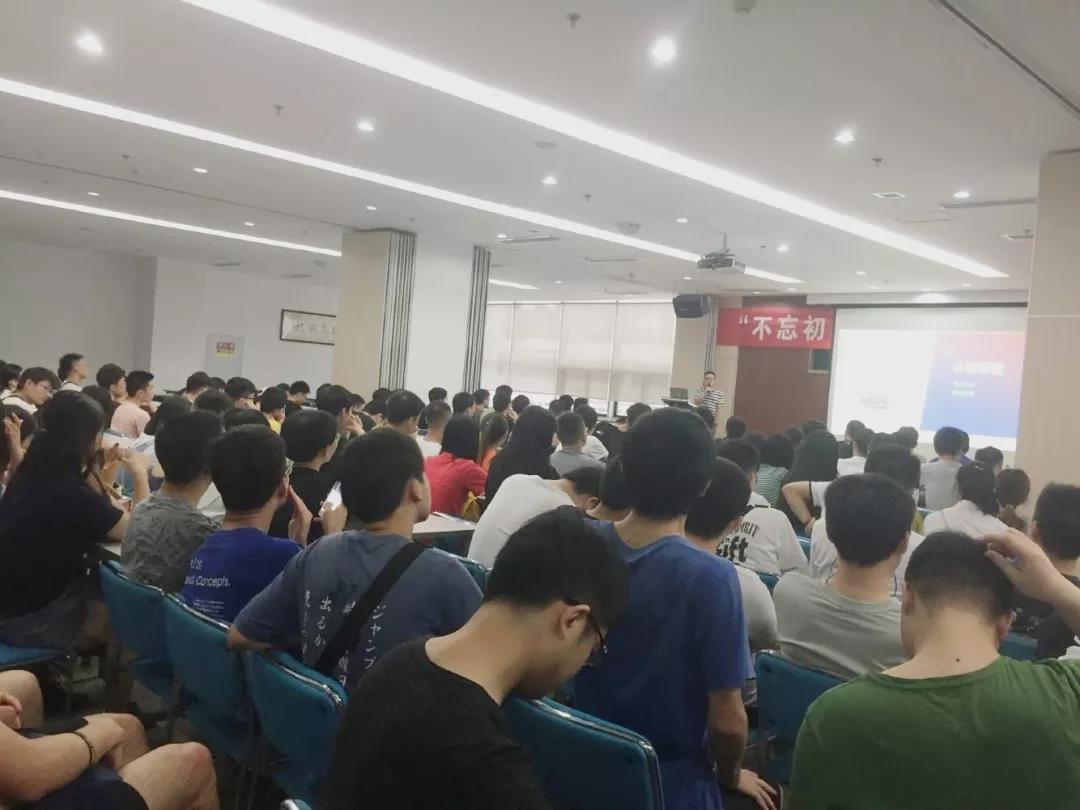 達內，帶你探索企業(yè)人才招聘的奧秘